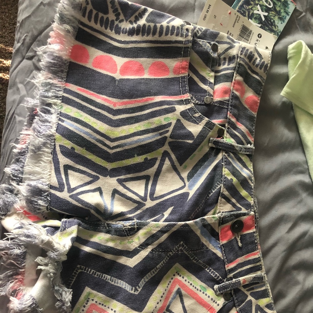 Roxy short colorful brand new